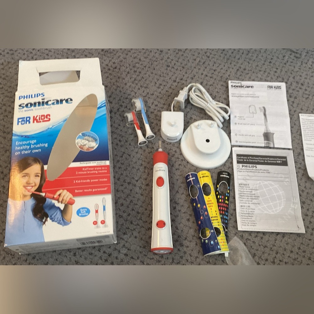 Philips Kids Electric Toothbrush Set - Red, White, Blue, Yellow